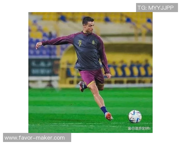 顶级足球明星C罗的传奇人生与辉煌成就全景回顾